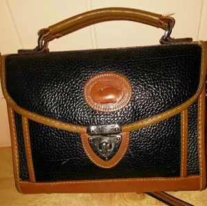 Dooney & Bourke square carrier